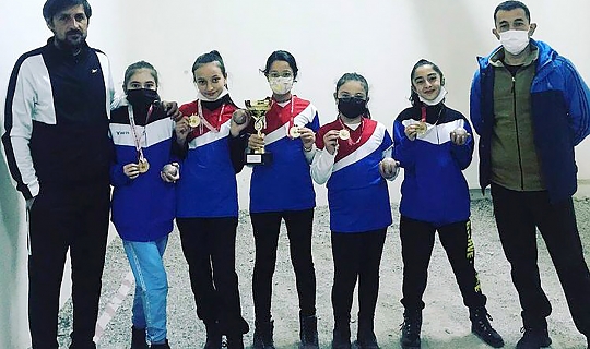 Merkez Ortaokulu Türkiye şampiyonasında